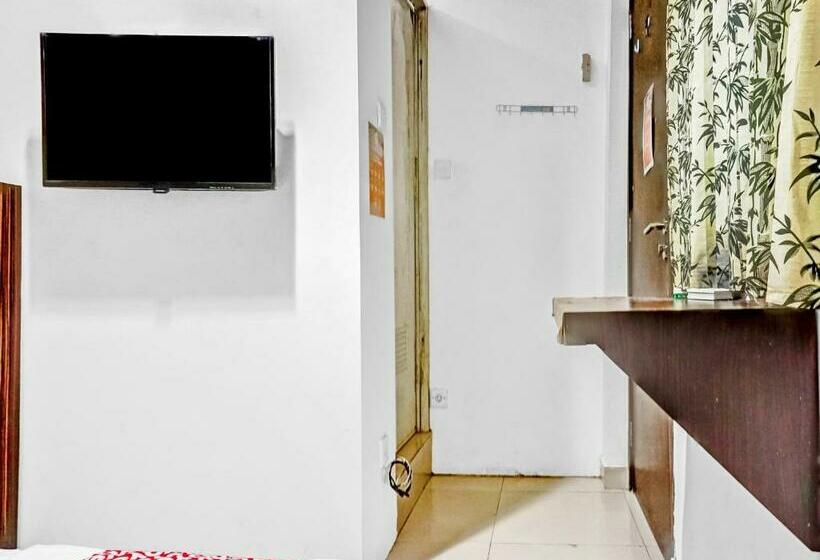 スタンダードルーム, Oyo 90692 Point Hostel