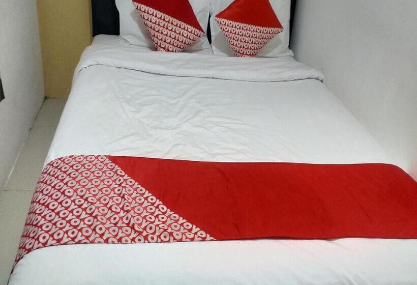 اتاق اکونومی, Oyo 90692 Point Hostel