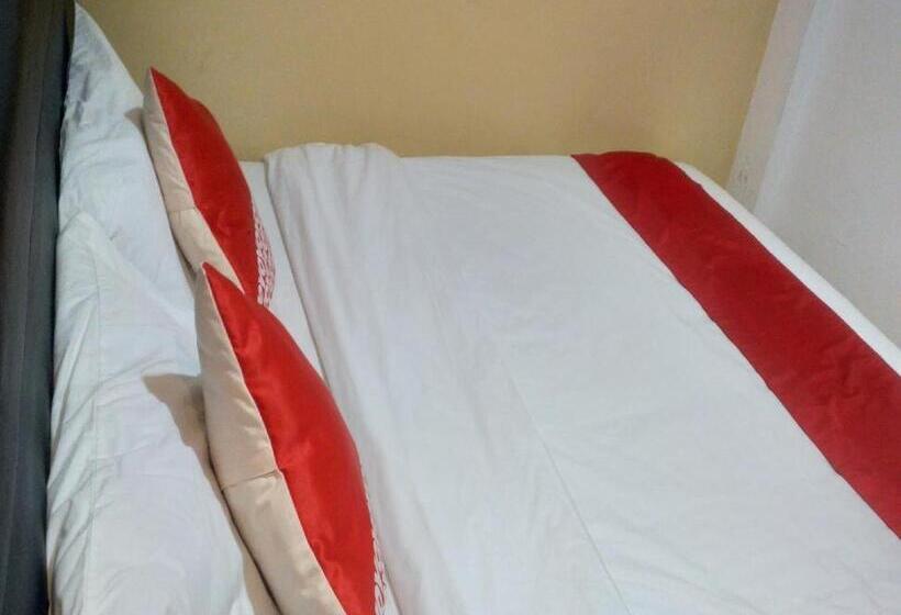 اتاق اکونومی, Oyo 90692 Point Hostel