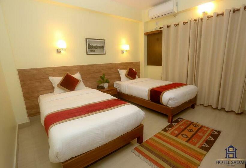 اتاق لوکس, Sadan