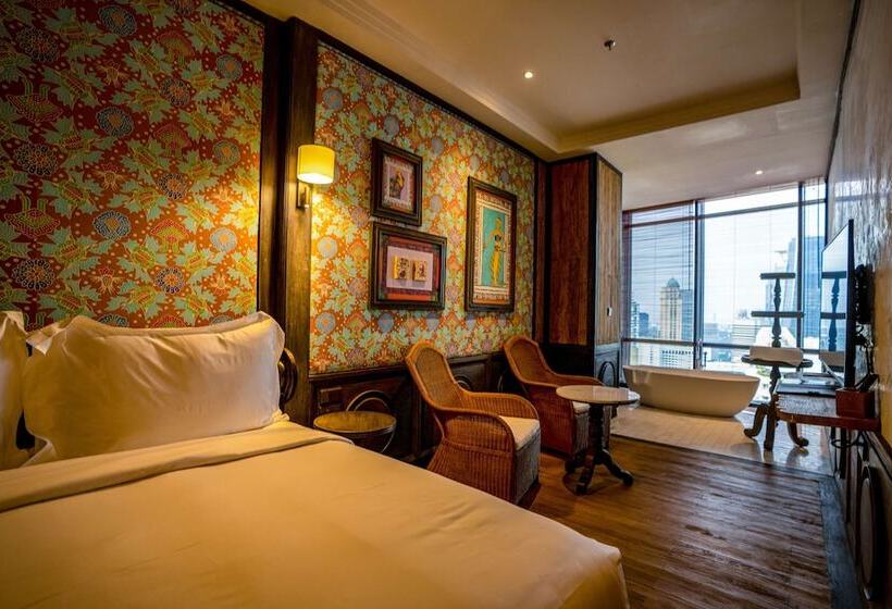 Номер Deluxe, The Orient Jakarta, A Royal Hideaway