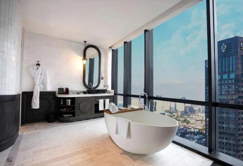 キングサイズベッドのスタンダードルーム, The Orient Jakarta, A Royal Hideaway