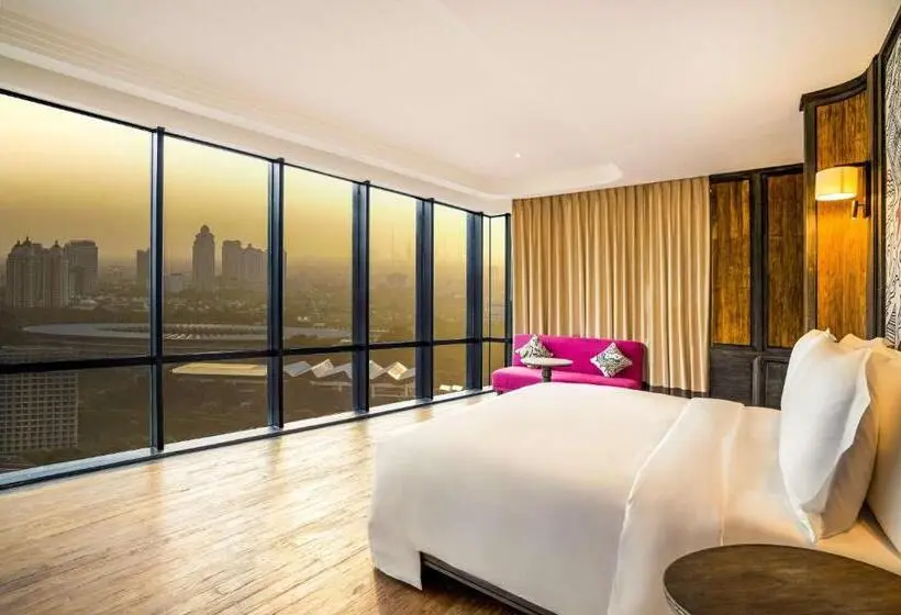 キングサイズベッドのスタンダードルーム, The Orient Jakarta, A Royal Hideaway