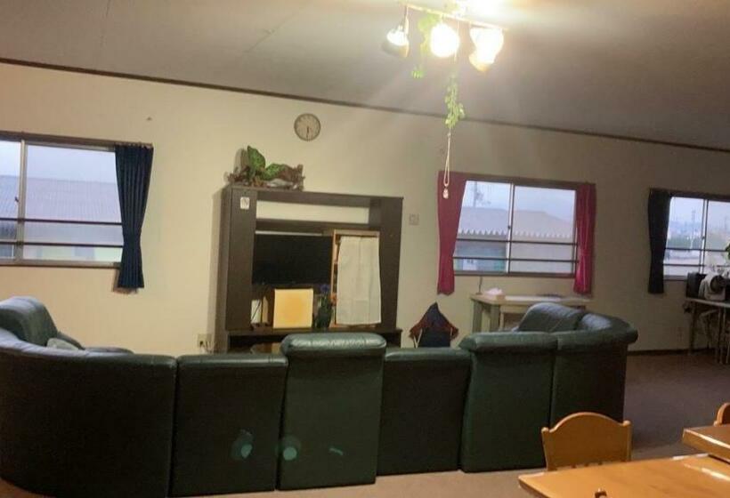 Семейный Номер, すずめのお宿 つばめの間 最大30名 Swallow Room Maximum Of 30 People