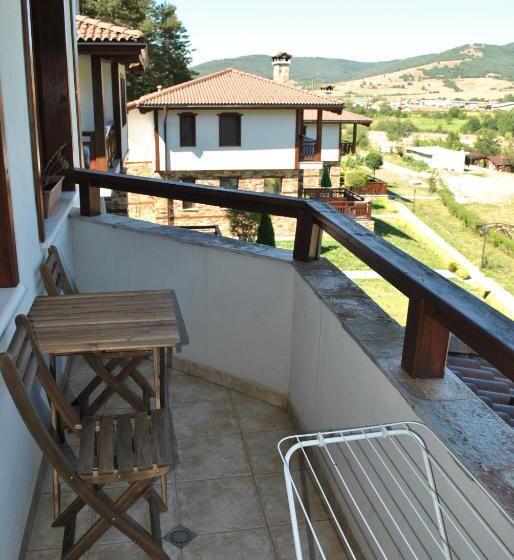 バルコニー付きスタンダードルーム, хотел планински кът