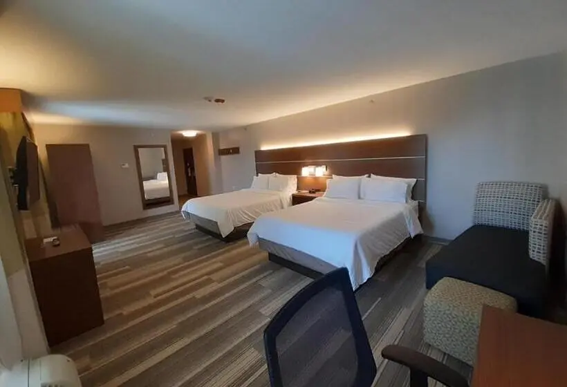 اتاق استاندارد برای معلولان, Holiday Inn Express Trincity, An Ihg