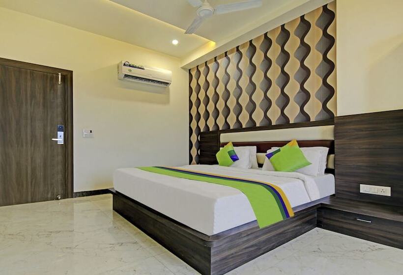 스탠다드 룸, Treebo S G Grand