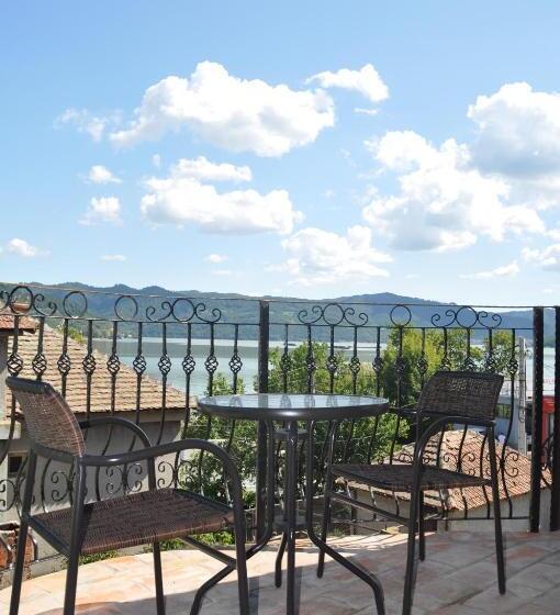 バルコニー付スイート, Pensiunea Dunavis