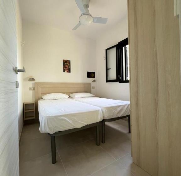 Bungalow Standard 2 Sypialnie, Villaggio Almar