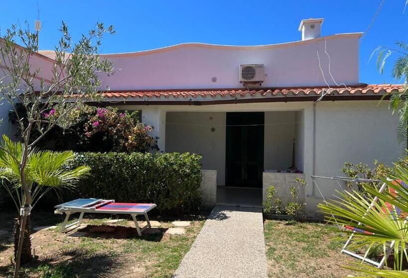 Bungalow Standard 2 Sypialnie, Villaggio Almar