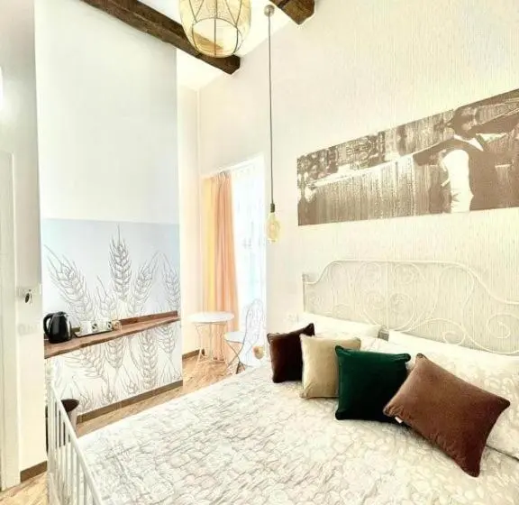 キングサイズベッドのスタンダードルーム, Granoro Gragnano B&b