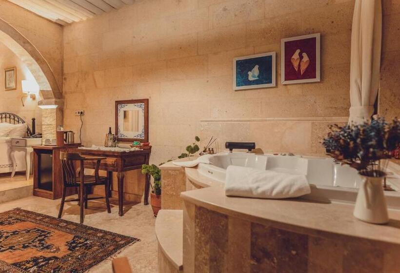 חדר סטנדרט עם ג'קוזי, Peristyle Cave Cappadocia  Special Class