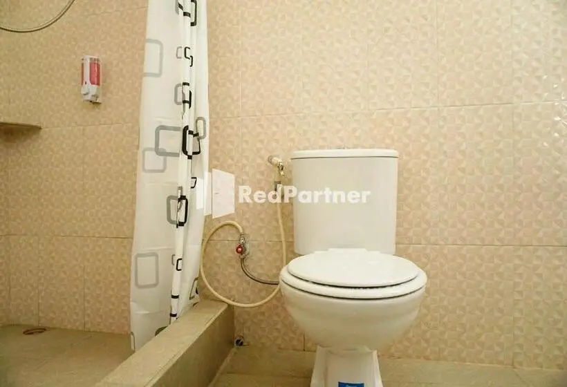 スタンダードトリプルルーム, Griya Imafa Inn Mitra Reddoorz
