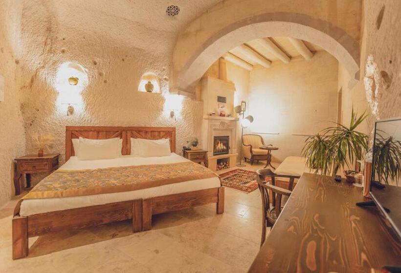 اتاق سوپریور با تخت بزرگ, Peristyle Cave Cappadocia  Special Class