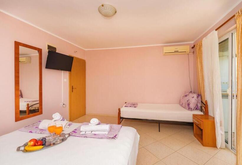 آپارتمان 1 خوابه با بالکن, Guest House Edita