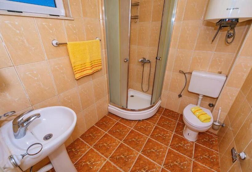 آپارتمان دوبلکس 1 خوابه, Guest House Edita