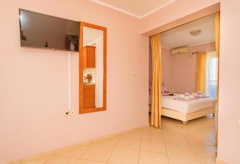 آپارتمان راحتی 1 خوابه, Guest House Edita