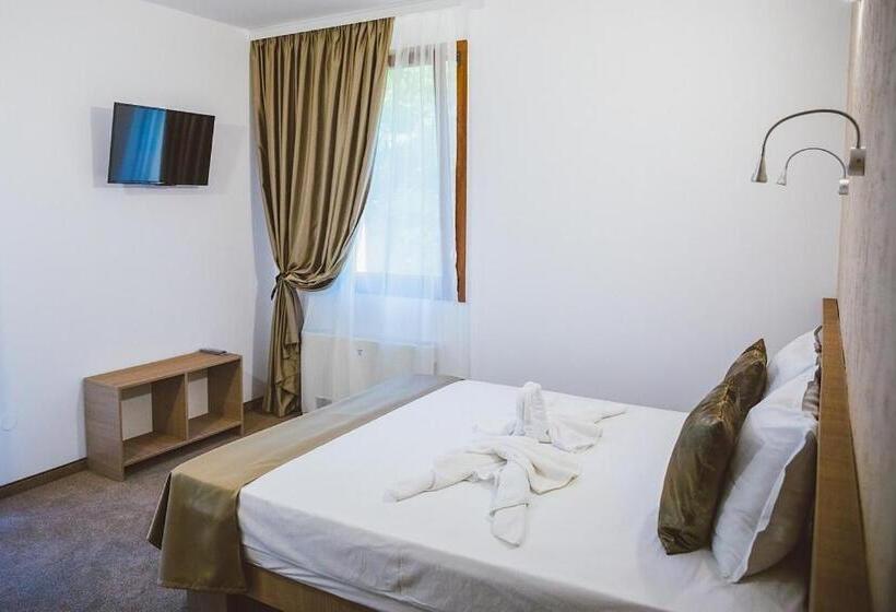 جناح عائلي, стаи за гост хит хаус и спа