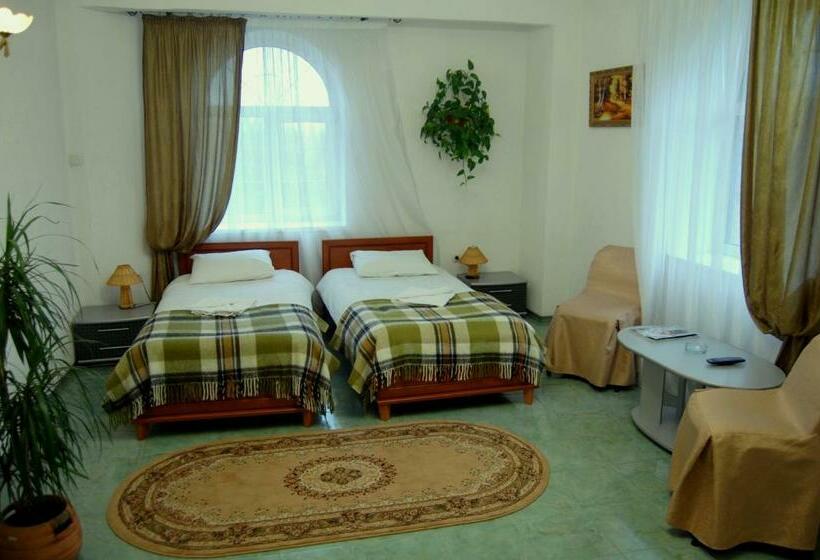 Chambre Economy, отель вышеград