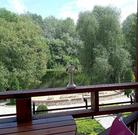 스탠다드 발코니 룸, котедж парк славна