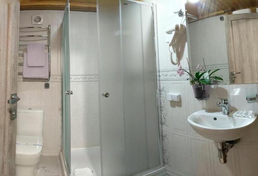 침실 1개 발코니 아파트, котедж парк славна