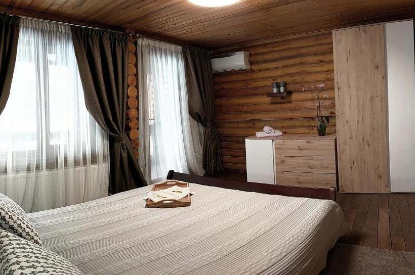 침실 1개 발코니 아파트, котедж парк славна