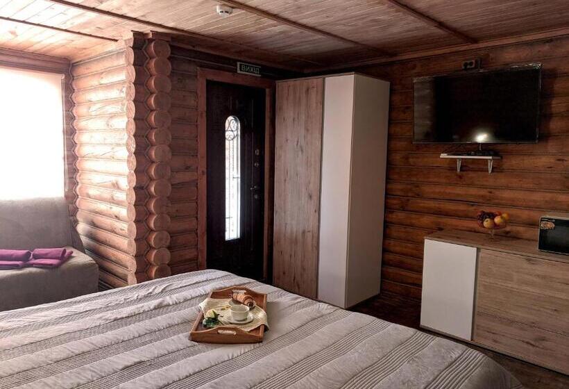 수피리어 트리플 룸, котедж парк славна