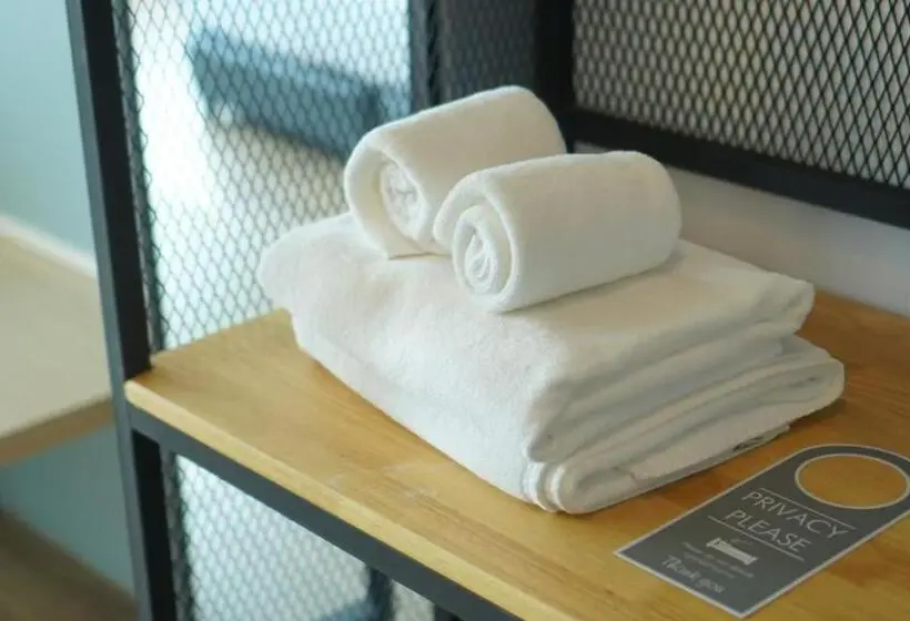اتاق استاندارد, Mtrio Hotel Korat