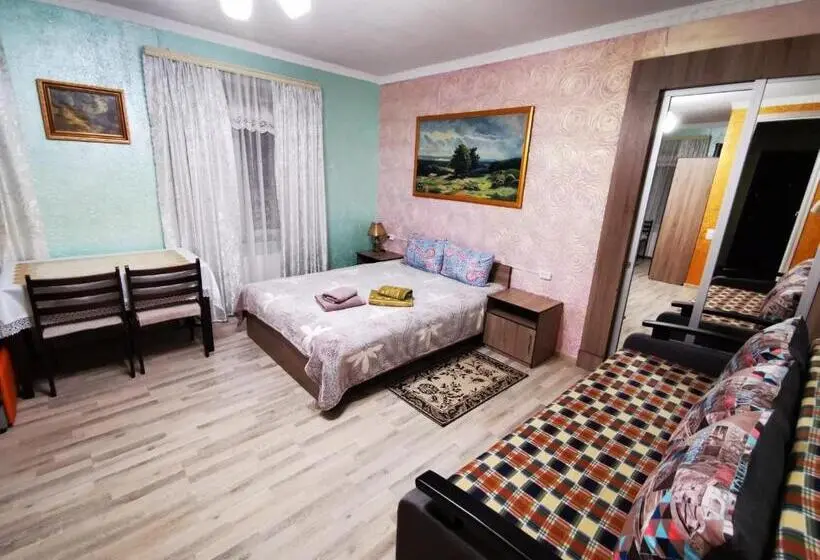 ファミリールーム, міні квартал