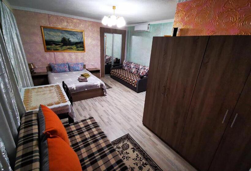 غرفة عائلية, міні квартал