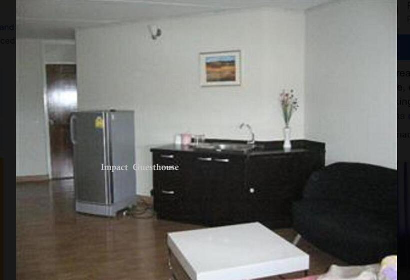 Номер Стандарт Трехместный, Room In Bb   Impact Challenger Muang Thong Thani Apartment