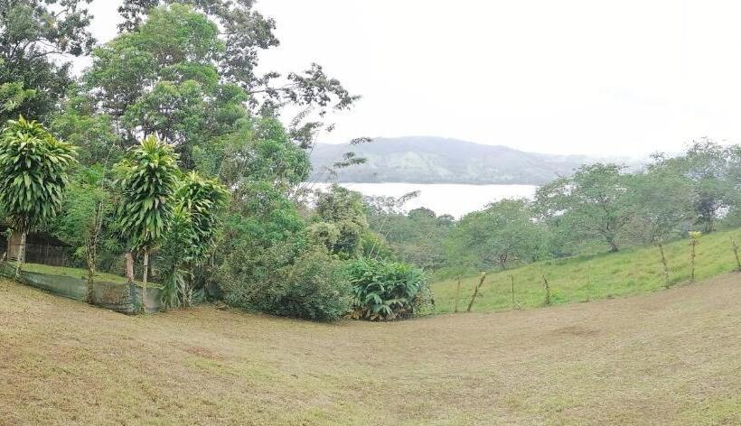 غرفة قياسية مطلّة علي البحيرة, La Ceiba Tree Lodge