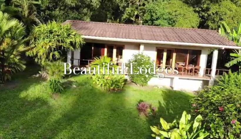 غرفة ديلوكس مطلة على البحيرة, La Ceiba Tree Lodge