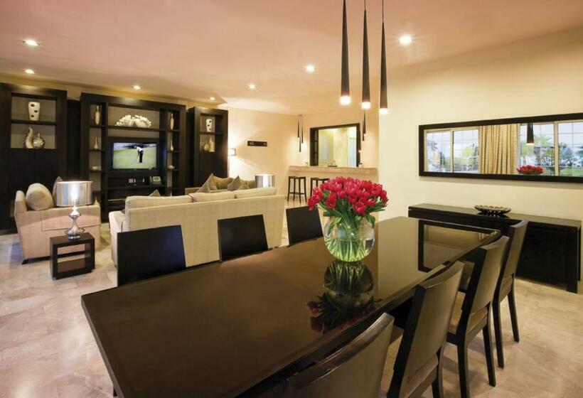 فيلا ديلوكس 3 غرف نوم, Mövenpick Beach Resort Al Khobar