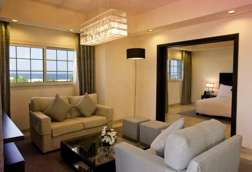 فيلا ديلوكس 3 غرف نوم, Mövenpick Beach Resort Al Khobar