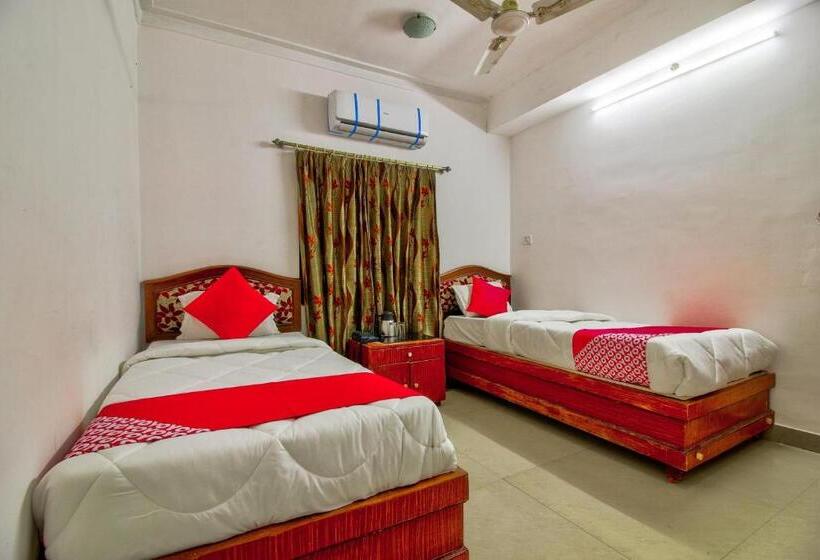 Habitació Estàndard, O Embassy