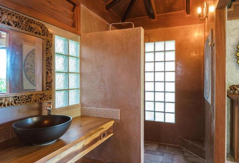 Бунгало Стандарт, Jasmin Garden Koh Kood