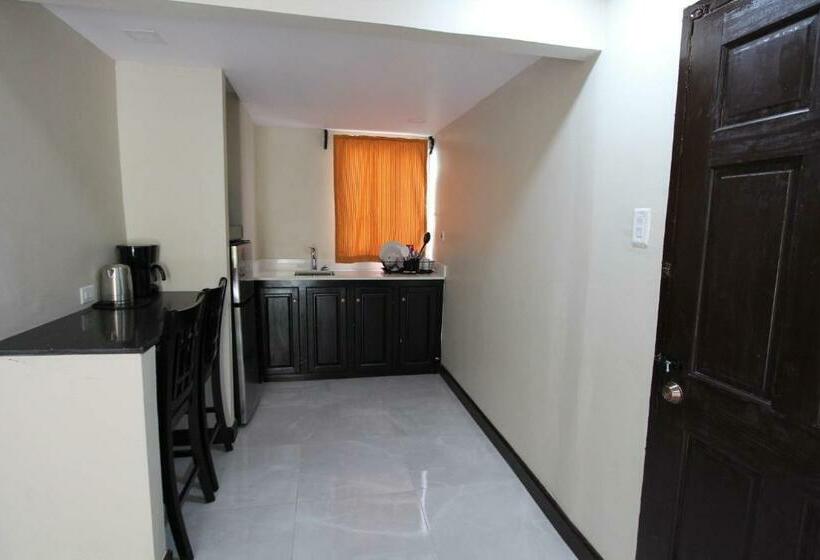 استودیوی لوکس, Sand And Blue Seas