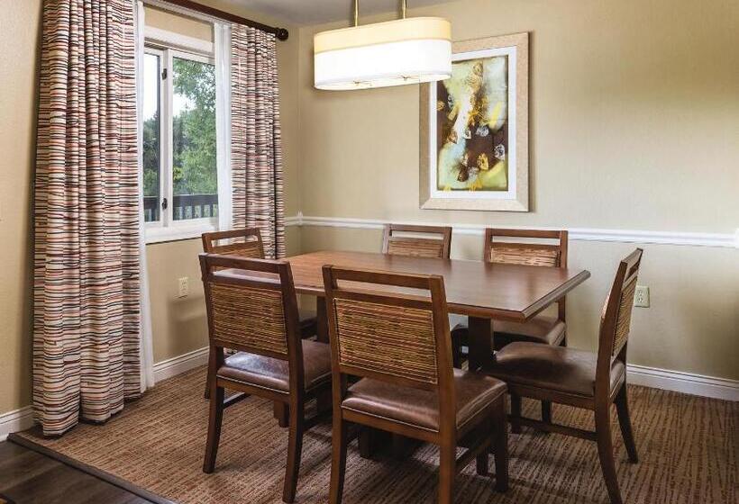 סוויטת 2 חדרי שינה, Club Wyndham Tamarack