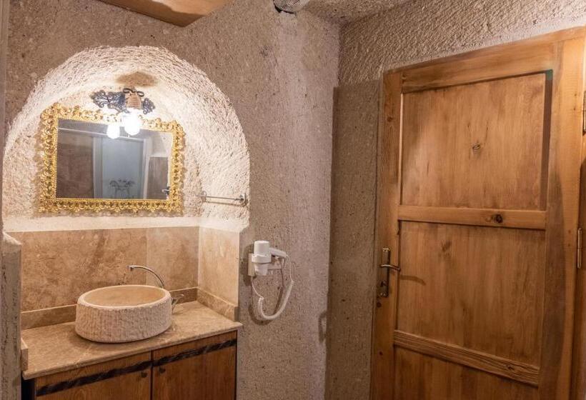 اتاق استاندارد با تخت بزرگ, Grand Elite Cave Suites