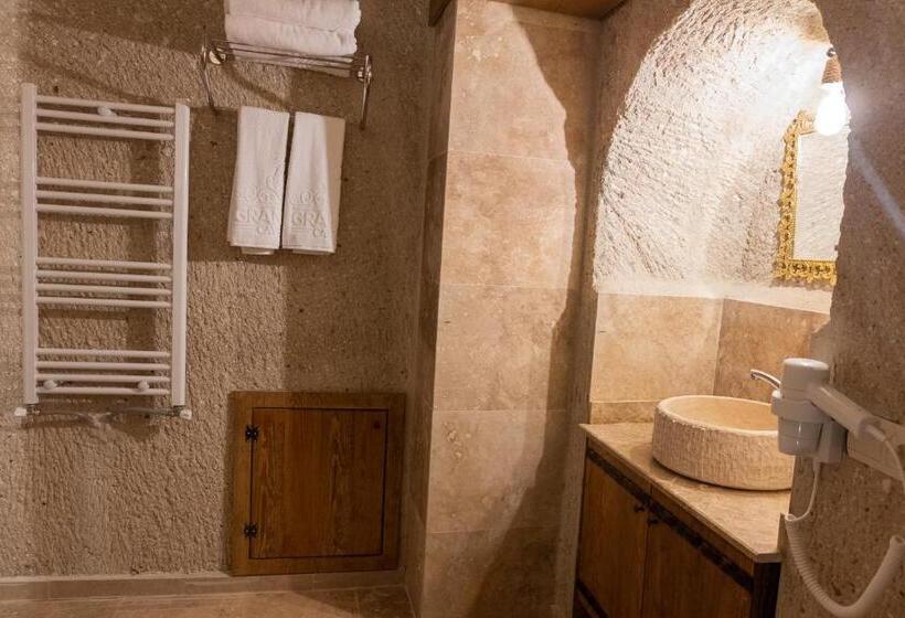 스탠다드 룸 킹사이즈 침대, Grand Elite Cave Suites