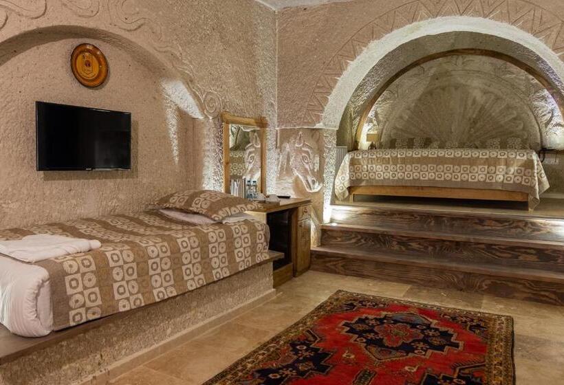 سوئیت با تخت بزرگ, Grand Elite Cave Suites