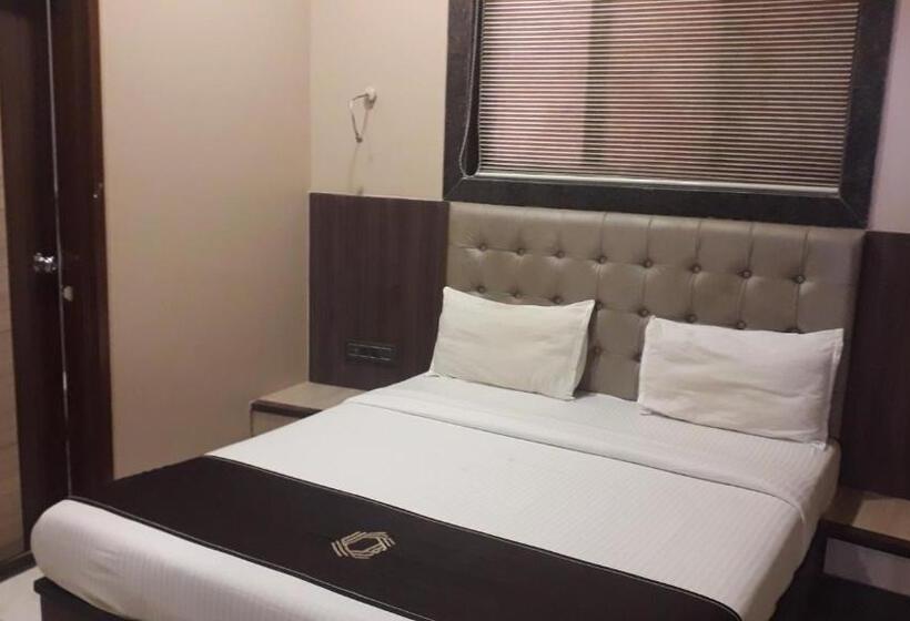 غرفة قياسية سرير كينج, Shine Hospitality Crown