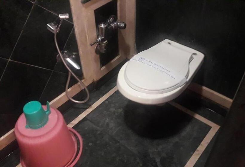 غرفة قياسية سرير كينج, Shine Hospitality Crown