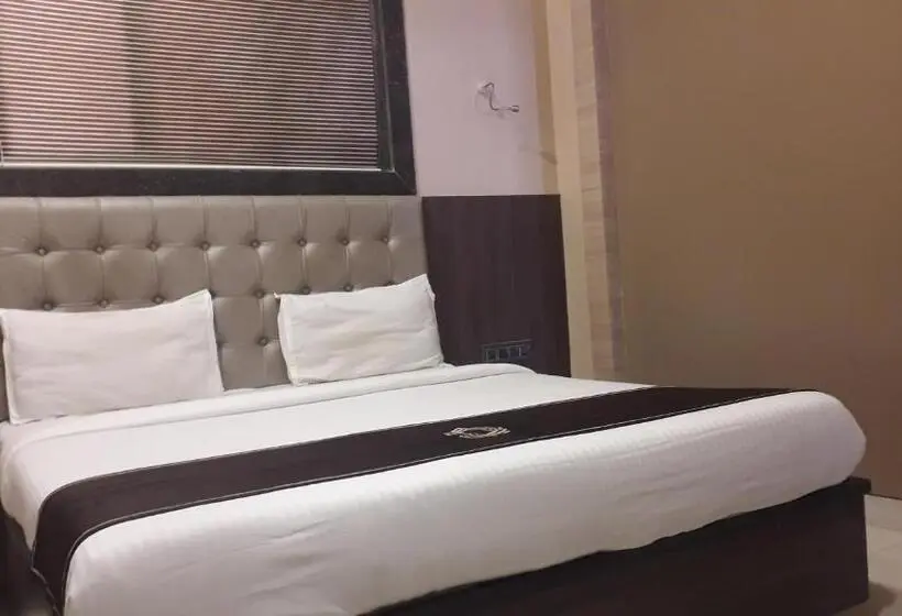 デラックスルーム, Shine Hospitality Crown