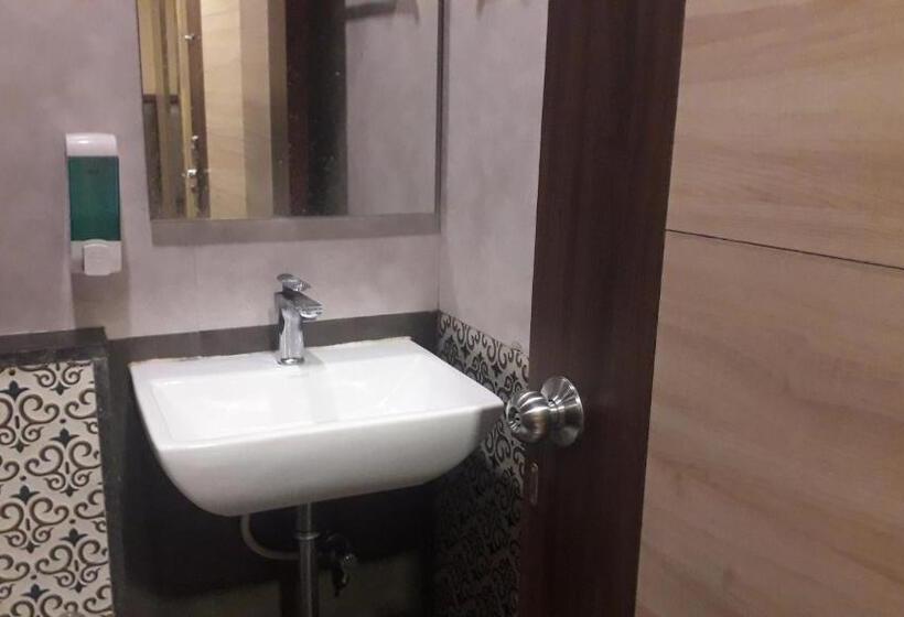 غرفة ديلوكس, Shine Hospitality Crown