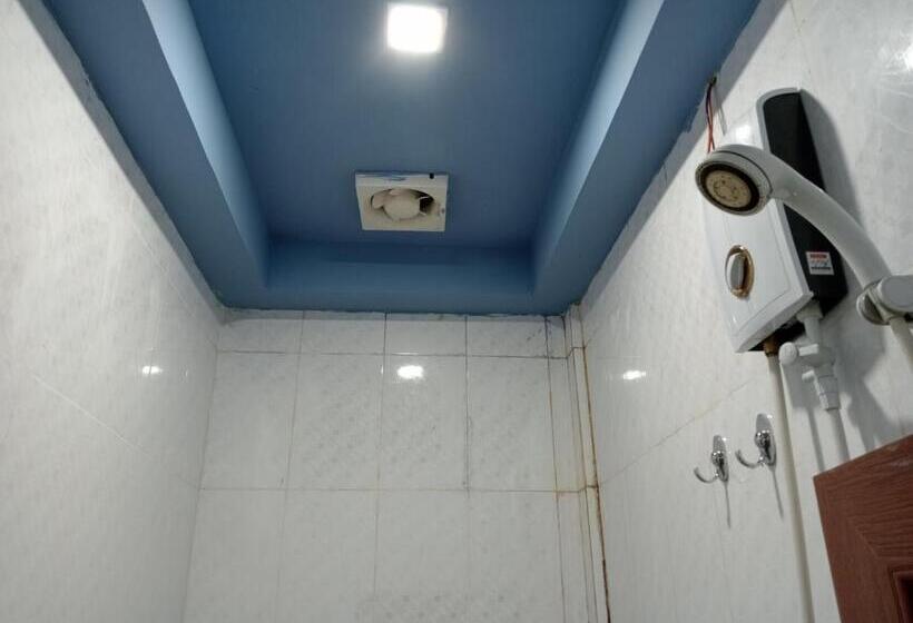 غرفة قياسية ثلاثية, Villa Koh Rong