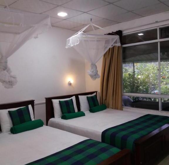 Quarto Familiar, Ella Green Stay