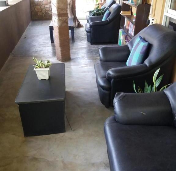 ファミリールーム, Ella Green Stay