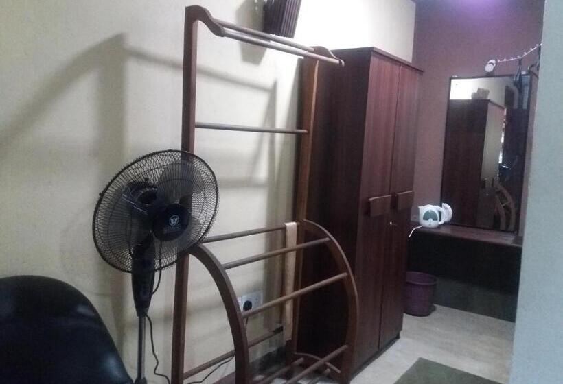 コンフォートトリプルルーム, Ella Green Stay